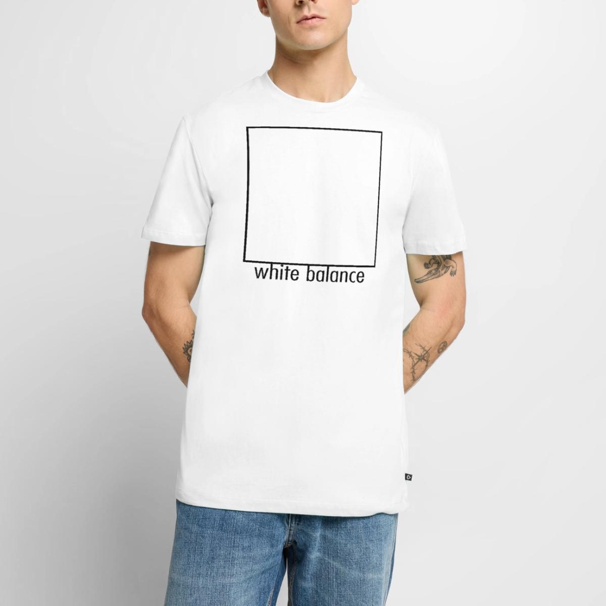 100 Schön TV White Balance – Männer Premium Bio T-Shirt